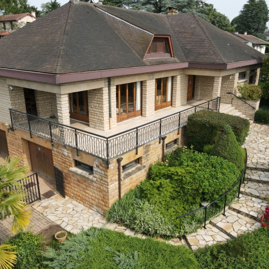  Annonces VAL DE SAONE : Maison / Villa | CHAMPAGNE-AU-MONT-D'OR (69410) | 285 m2 | 900 000 € 